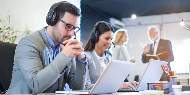 Call Center Cost Per Call: How to Calculate & Reduce It